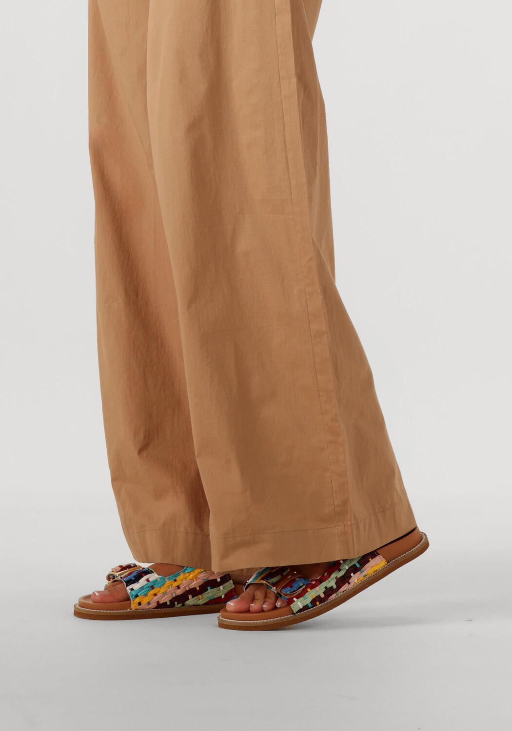 Nicht-gerade weiss TORAL Pantolette ARES - large