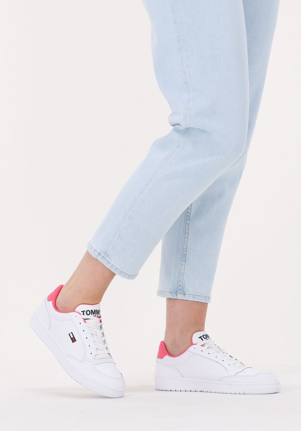 Wei&szlig;e TOMMY JEANS Sneaker Low CITY CUPSOLE WMN - large