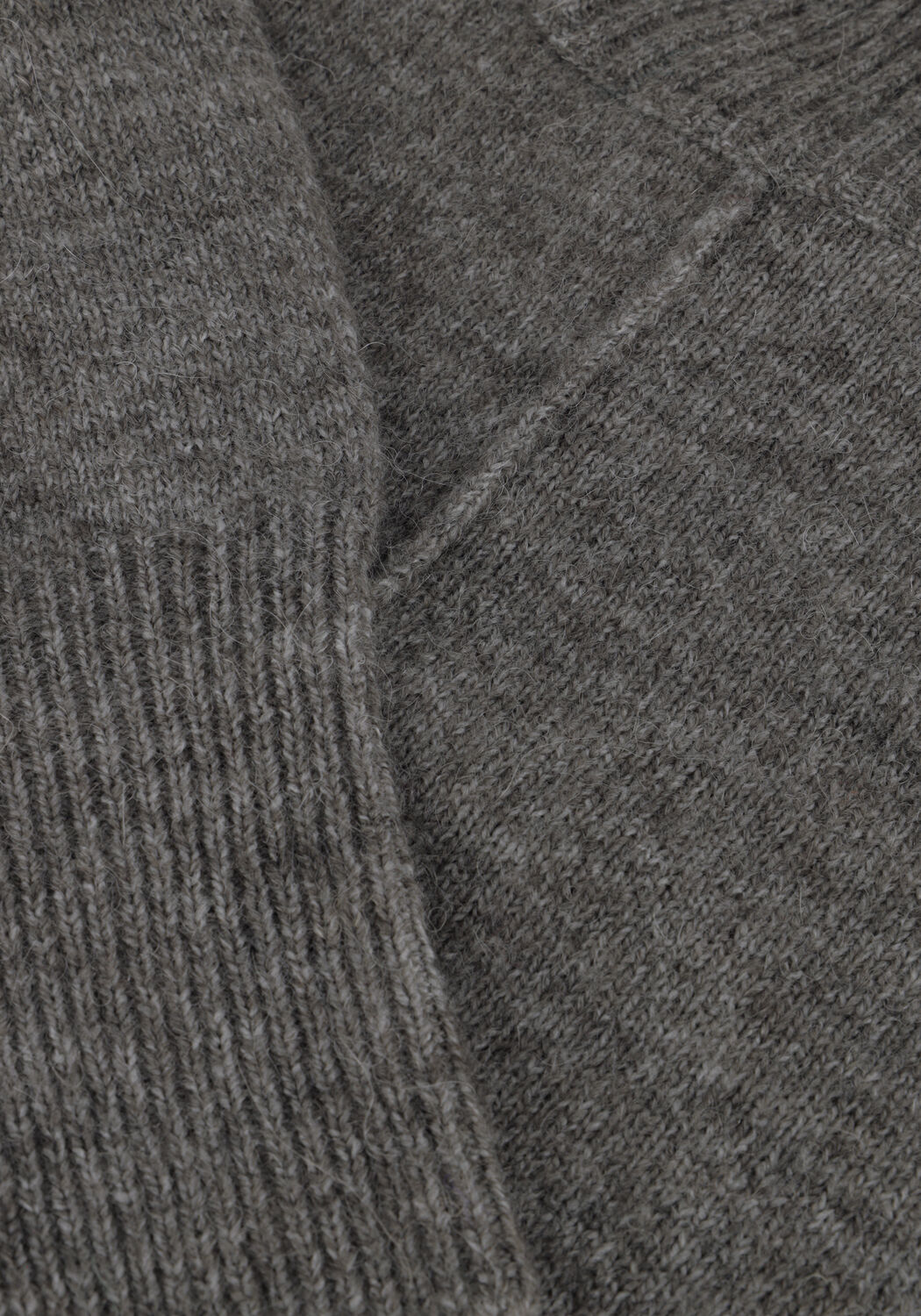 Graue Y.A.S. Pullover YASBALIS LS HIGH NECK KNIT - large