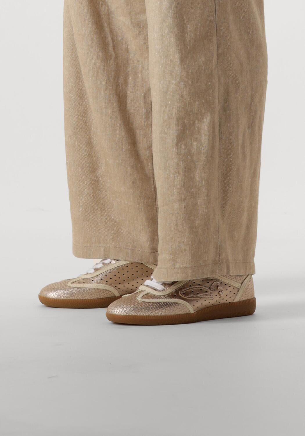 Ros&eacute;goldene FRED DE LA BRETONIERE Sneaker Low PEARL RAFFI - large