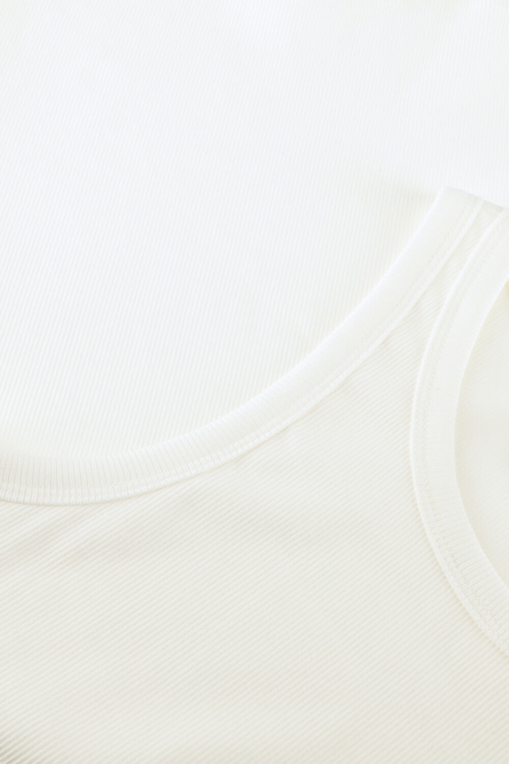 Wei&szlig;e OMODA ATELIER Top X MODEROSA - TANK - large