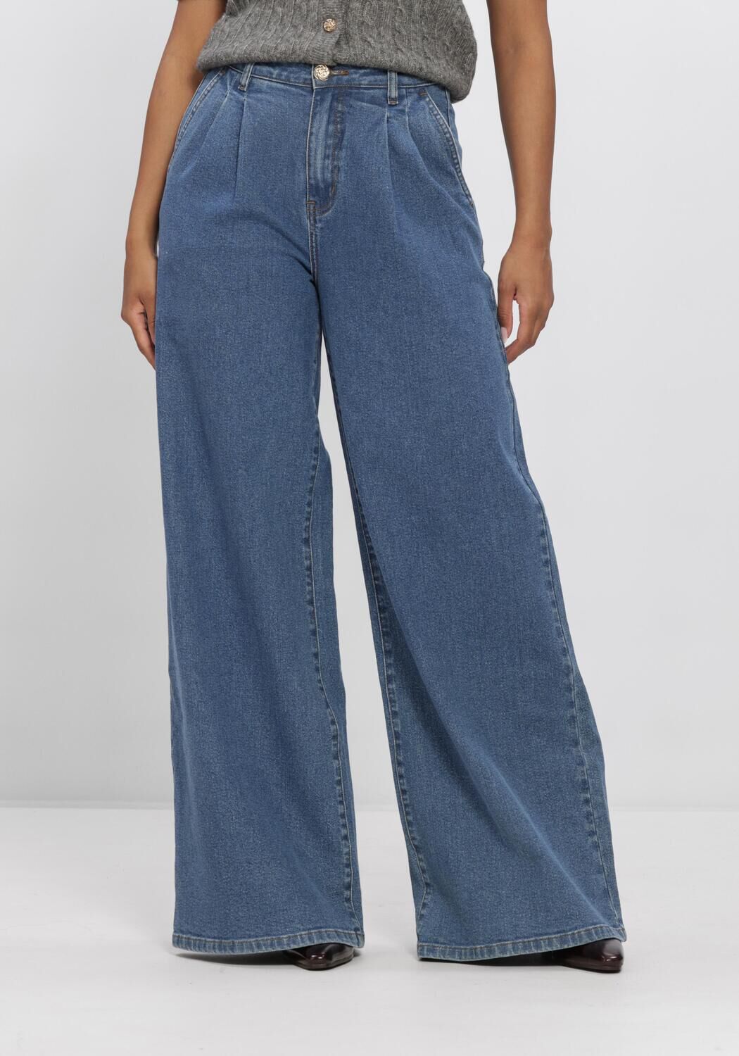 Blaue AMAYA AMSTERDAM Wide jeans ARIA PANTS - large