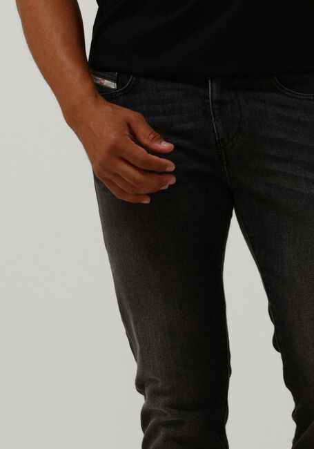 Dunkelgrau DIESEL Slim fit jeans 2019 D-STRUKT - large