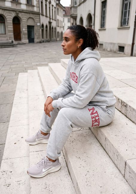 Hellgrau NIKE Sweatshirt NIKE STUDIO FLEECE MIDDELZWAAR 'GRAPHIC PACK' - large