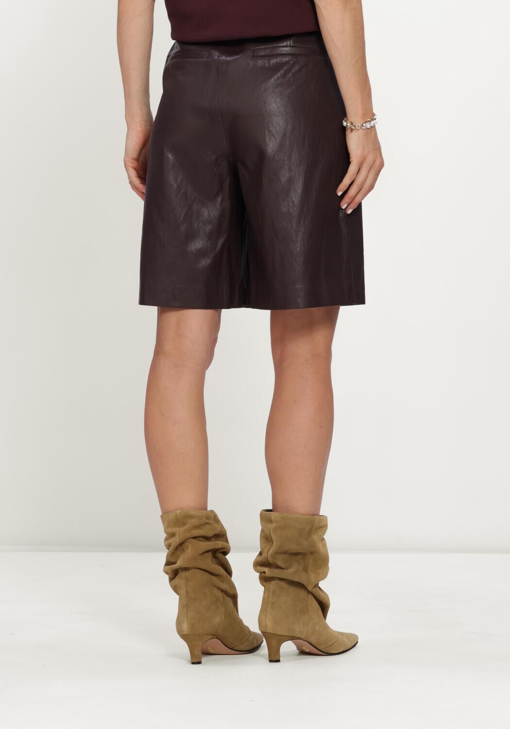 Braune CIRCLE OF TRUST Kurze Hose PHEBE SHORT - large