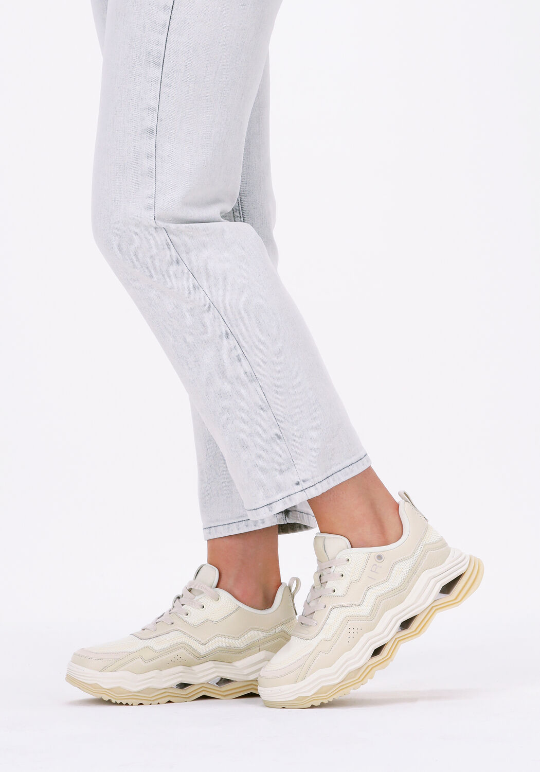 Beige IRO Sneaker Low WAVE - large