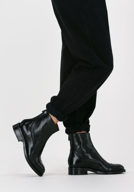 Schwarze BILLI BI Stiefeletten 3542 - large