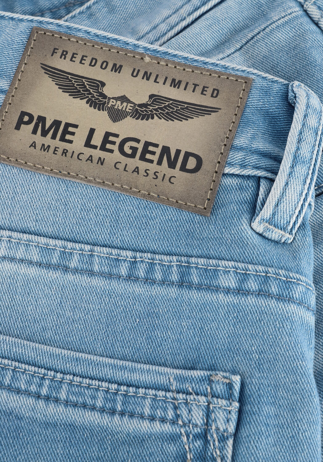 Hellblau PME LEGEND Jeans TAILWHEEL SHORTS SKYBLUE LEFTHAND - large