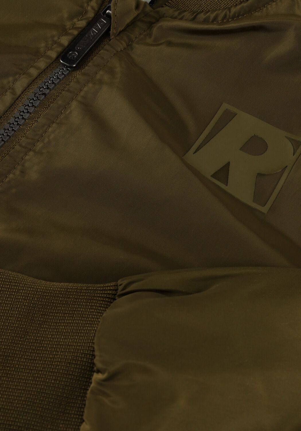 Olive RAIZZED Jack TOMBS - large