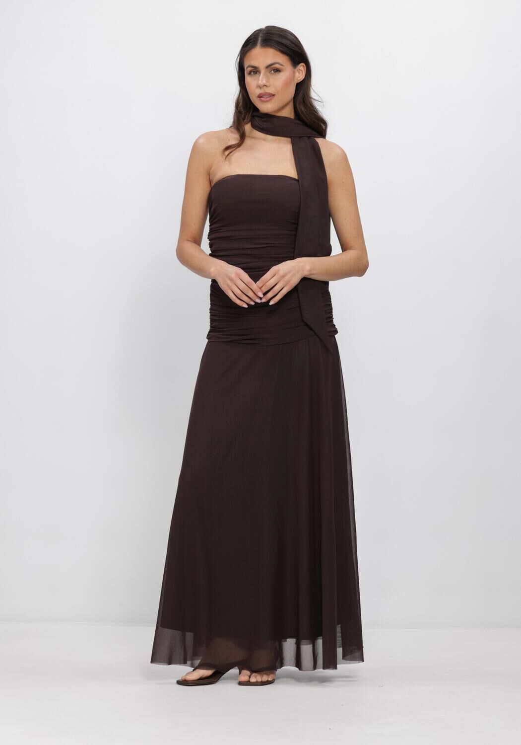 Braune NEO NOIR Maxikleid MISI MESH DRESS - large