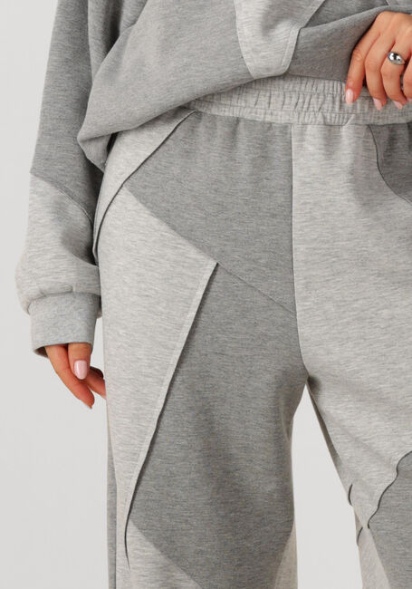 Hellgrau STUDIO AMAYA Jogginghose CAMILA - large