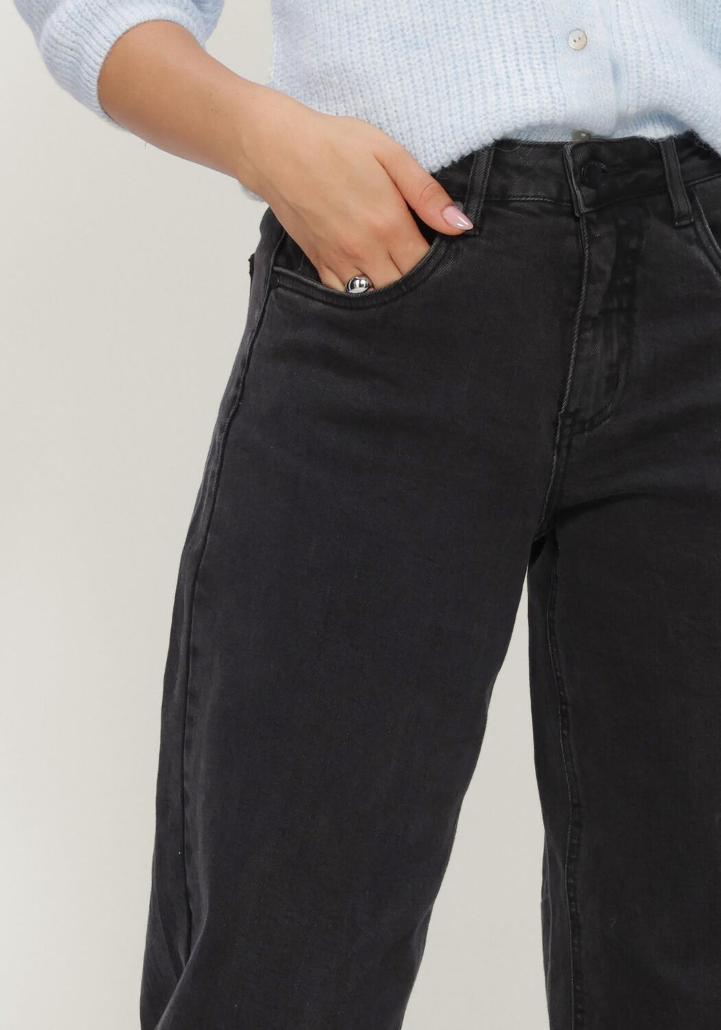 Schwarze MY ESSENTIAL WARDROBE Hosen BALOOMW 144 HIGH BARREL - large