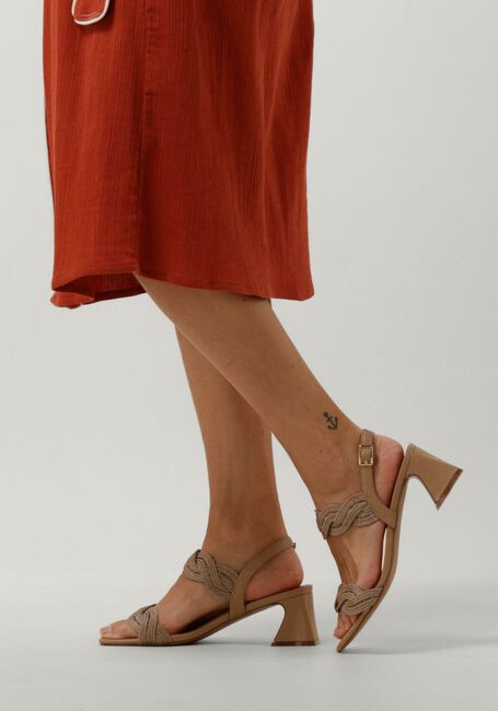 Camelfarbene BIBI LOU Sandalen 876Z94HG - large