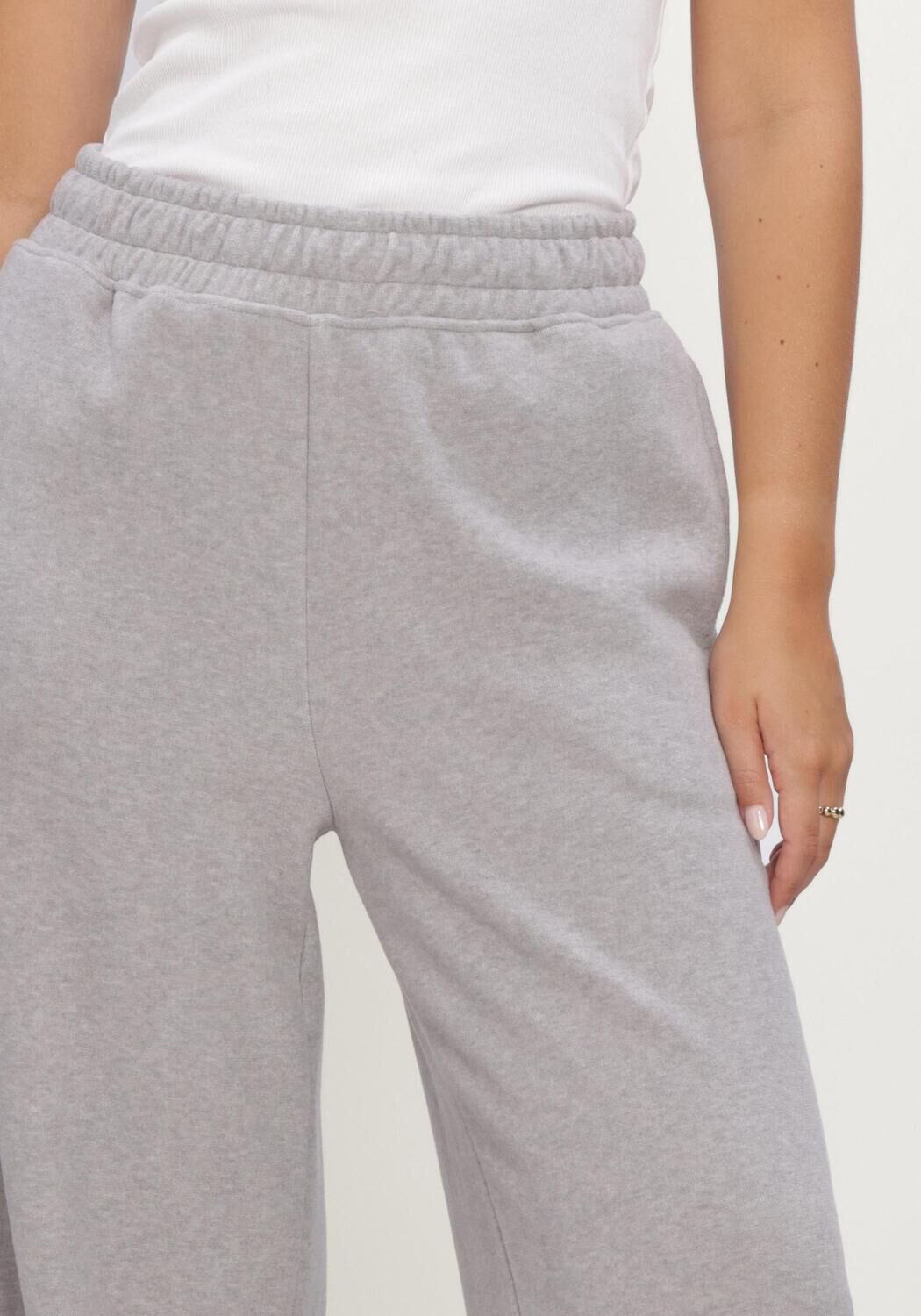 Graue STUDIO AMAYA Weite Hose KORA PANTS - large