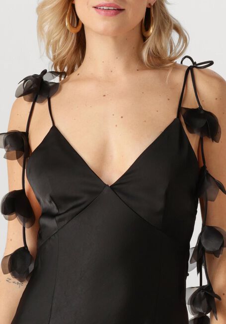 Schwarze NEO NOIR Maxikleid COLLY HEAVY SATEEN DRESS - large