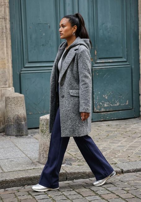 Graue NUKUS M&auml;ntel INNA JACKET BOUCLE - large