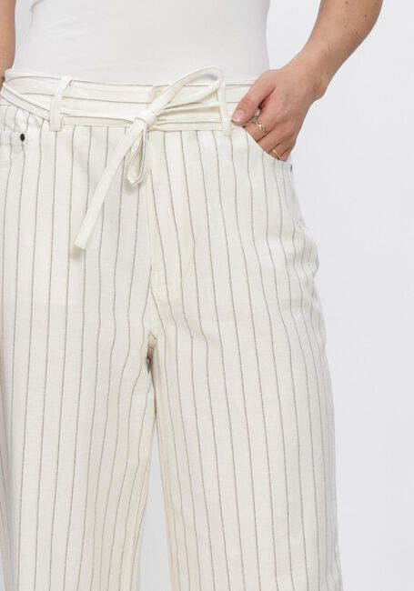 Nicht-gerade weiss SECOND FEMALE Jeans CILISS JEANS - large