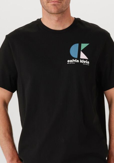 Schwarze CALVIN KLEIN T-shirt SS 20S CK BHS LG GRP - large
