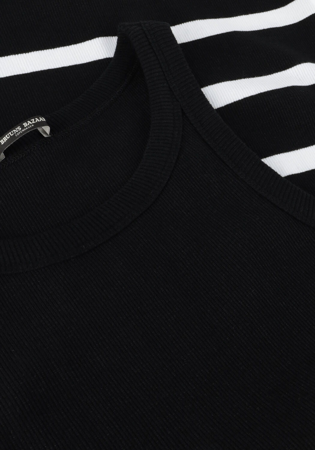 Schwarze BRUUNS BAZAAR Top KATY STRIBED TANK TOP - large