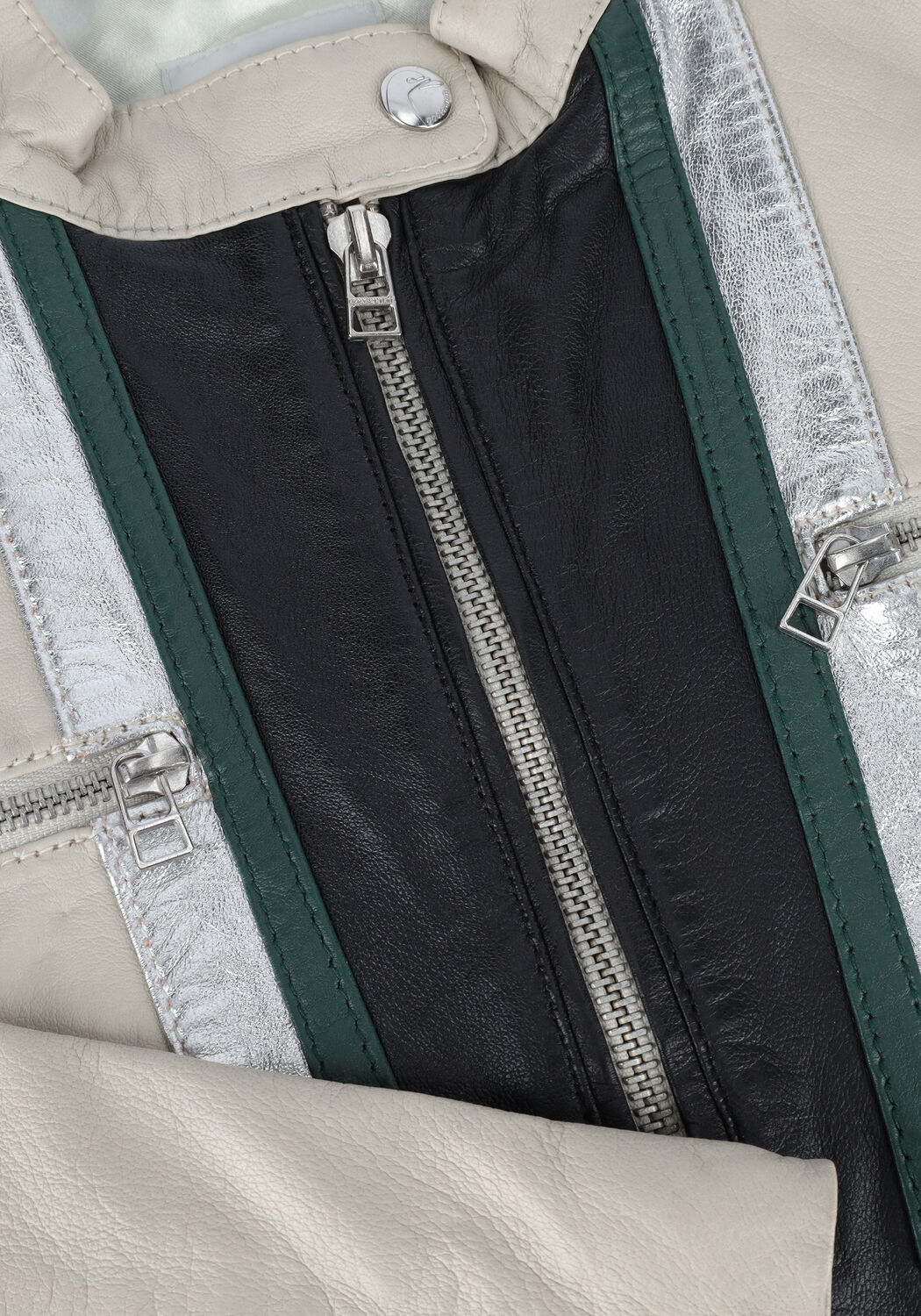 Creme GOOSECRAFT Lederjack CLUB BOMBER - large