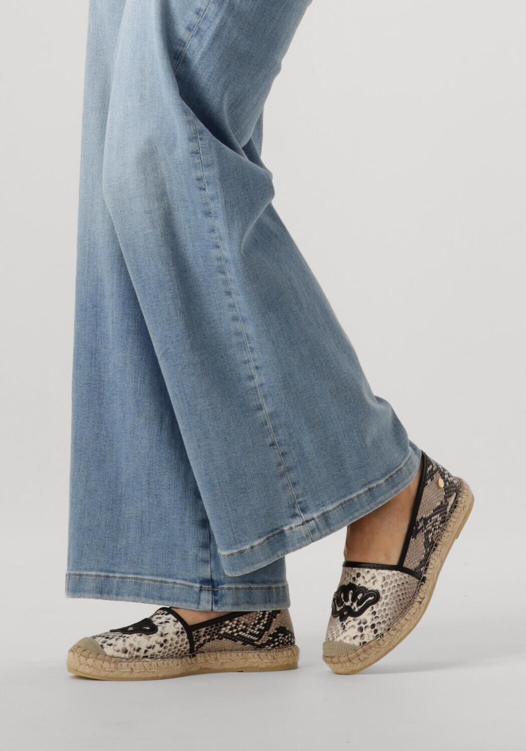 Beige FRED DE LA BRETONIERE Espadrilles MILI LILY - large