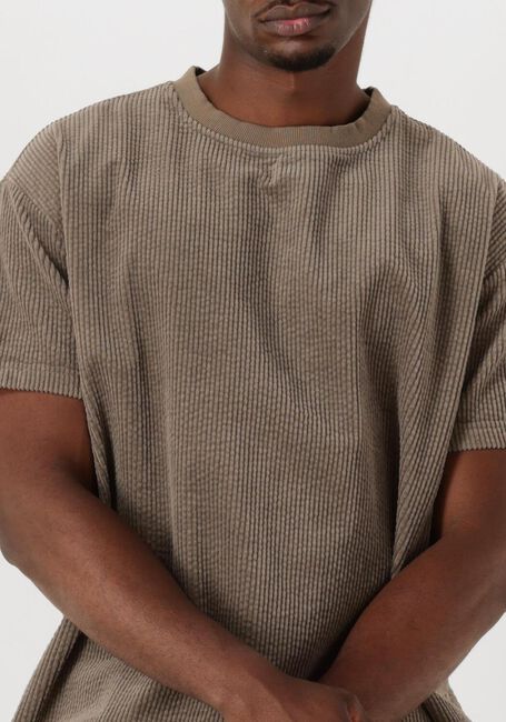 Taupe ANERKJENDT T-shirt AKVILLADS CORDUROY S/S TEE - large