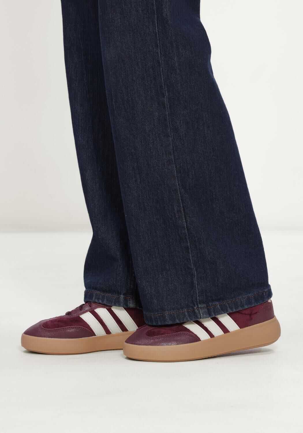 Bordeaux ADIDAS  BARREDA DECODE LUX - large