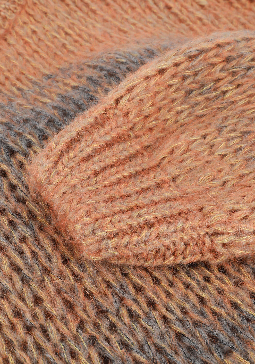 Beige MOSCOW Pullover 41.09 MAYA - large