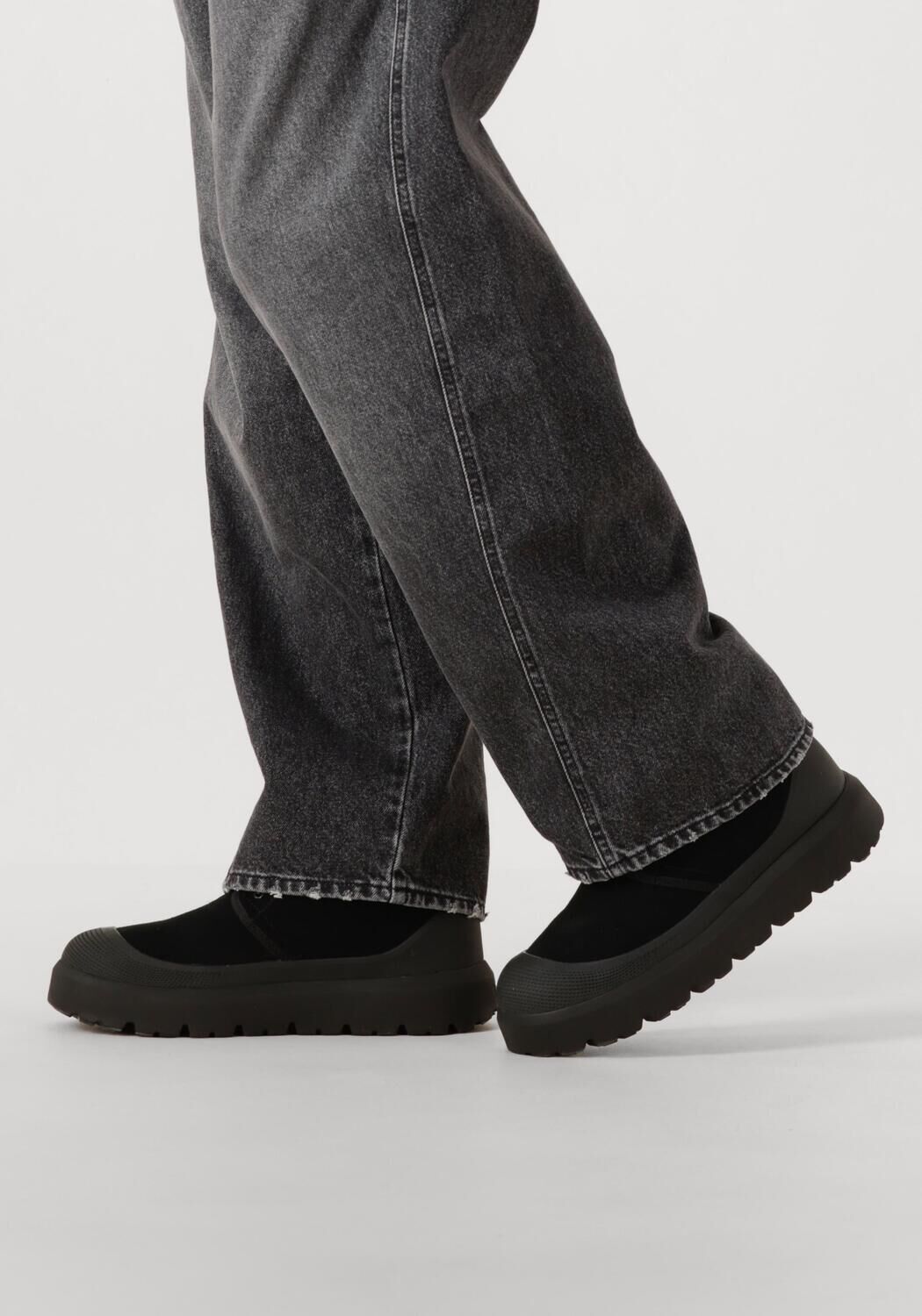 Schwarze UGG Schn&uuml;rboots M NEUMEL WEATHER HYBRID - large