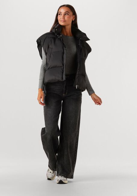Schwarze WITHBLACK Bodywarmer WBLVANESSA PUFFER WAISTCAOT - large