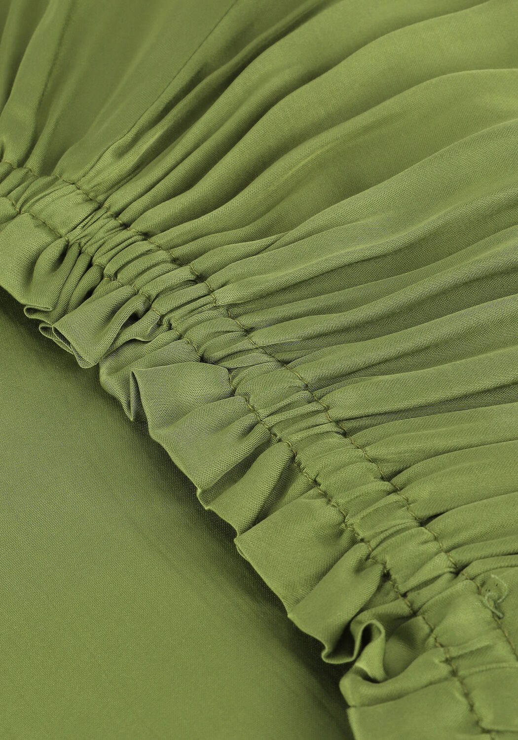 Gr&uuml;ne ACCESS Maxikleid OFF SHOULDER SATIN DRESS - large