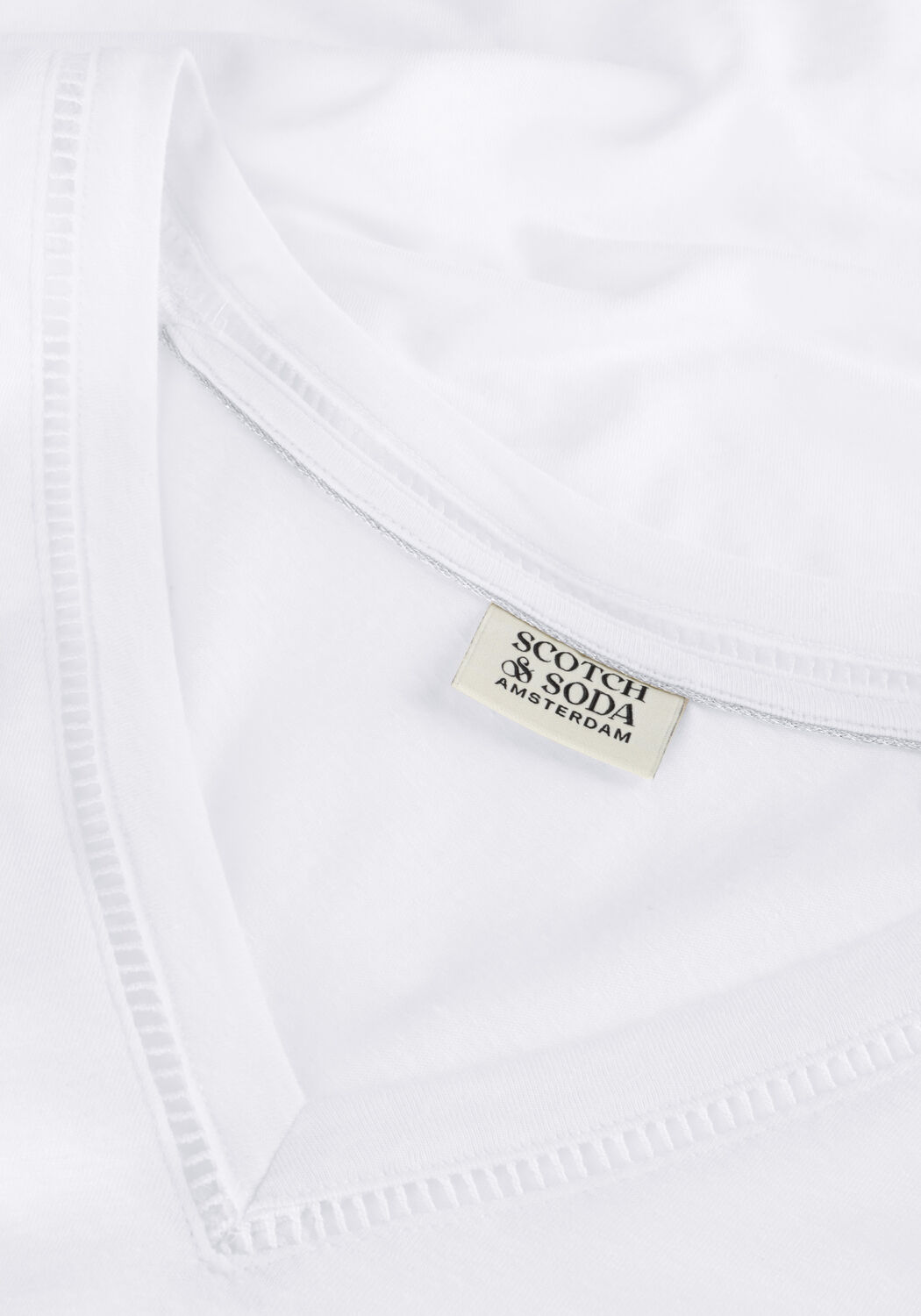 Wei&szlig;e SCOTCH & SODA Top V-NECK LADDER DETAIL LOOSE FIT T-SHIRT - large