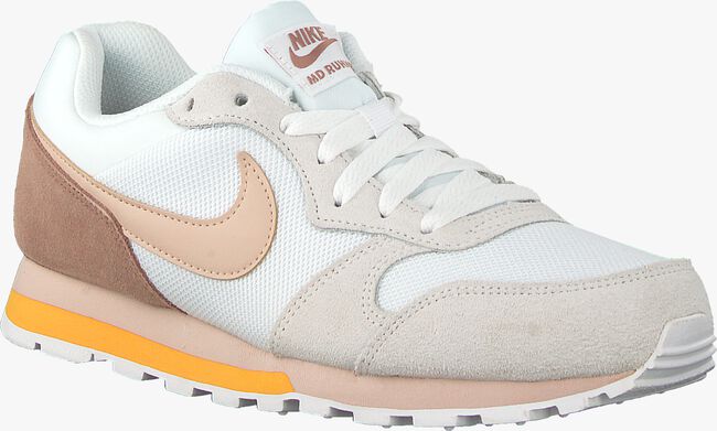 Weiße NIKE Sneaker low MD RUNNER 2 WMNS - large