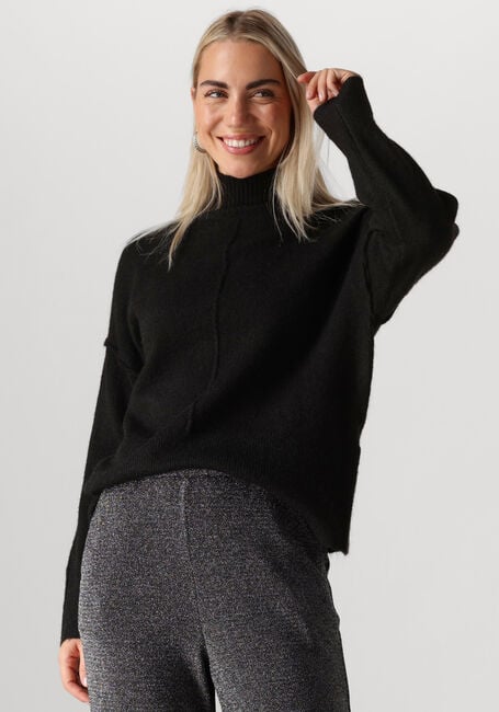 Schwarze Y.A.S. Pullover YASBALIS LS HIGH NECK KNIT - large