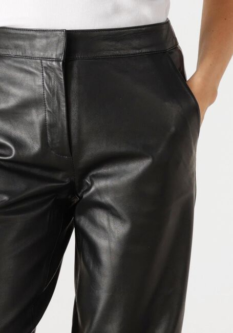 Schwarze Y.A.S. Hose YASLINE HMW LEATHER PANT - large