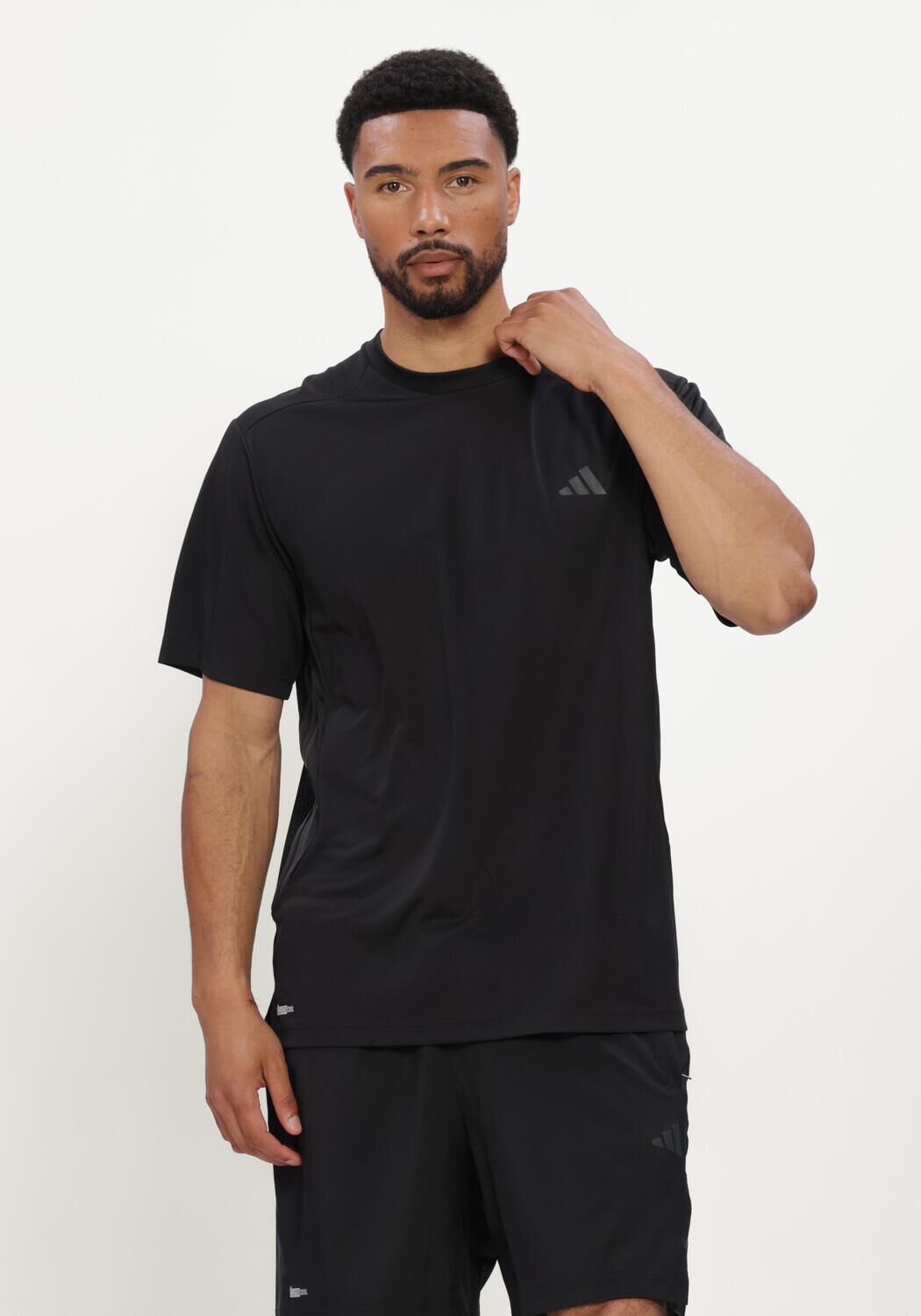 Schwarze ADIDAS T-shirt TECHESS 3S TEE - large