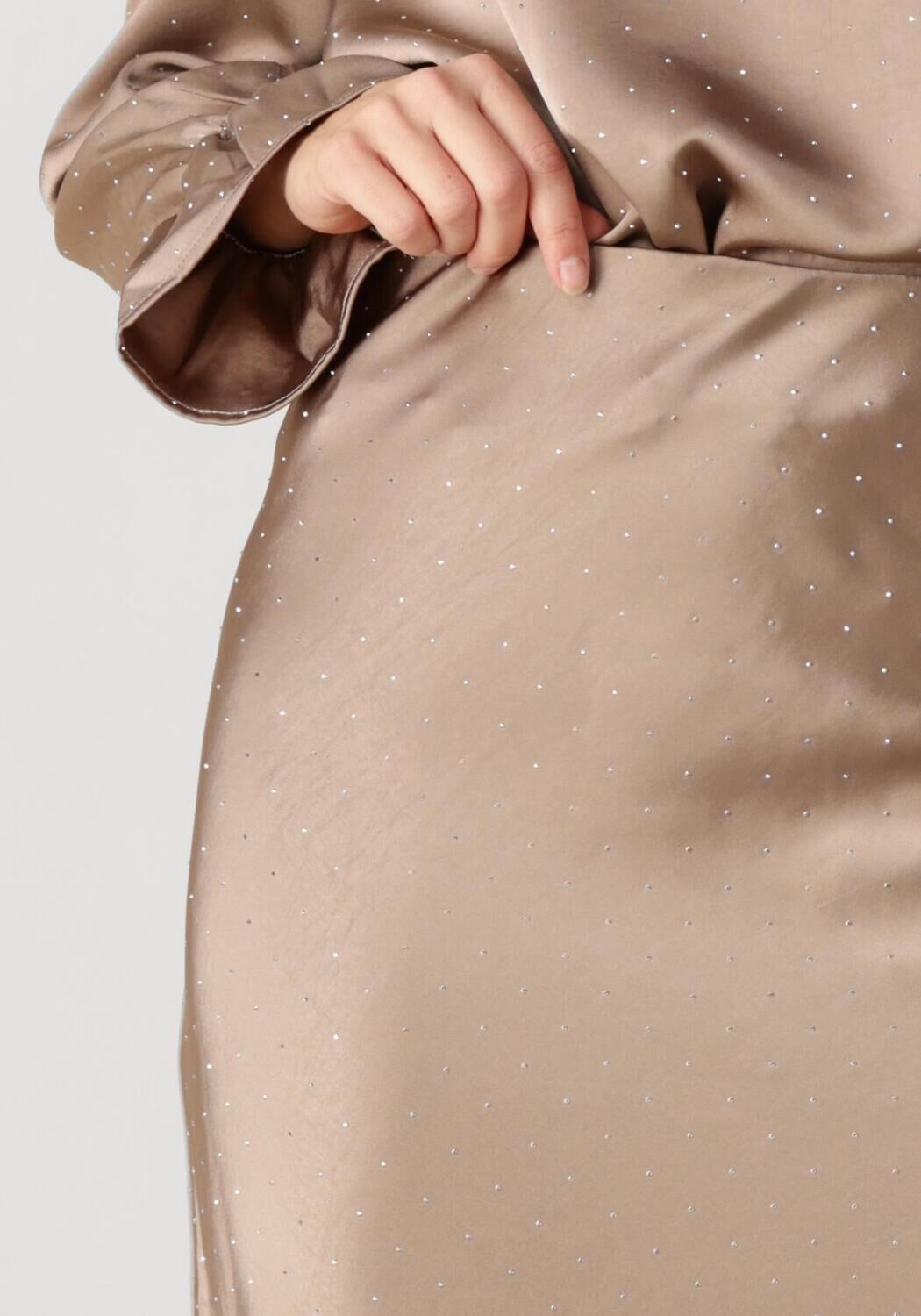 Beige NEO NOIR Maxirock VISO HEAVY SATEEN BEDAZ SKIRT - large