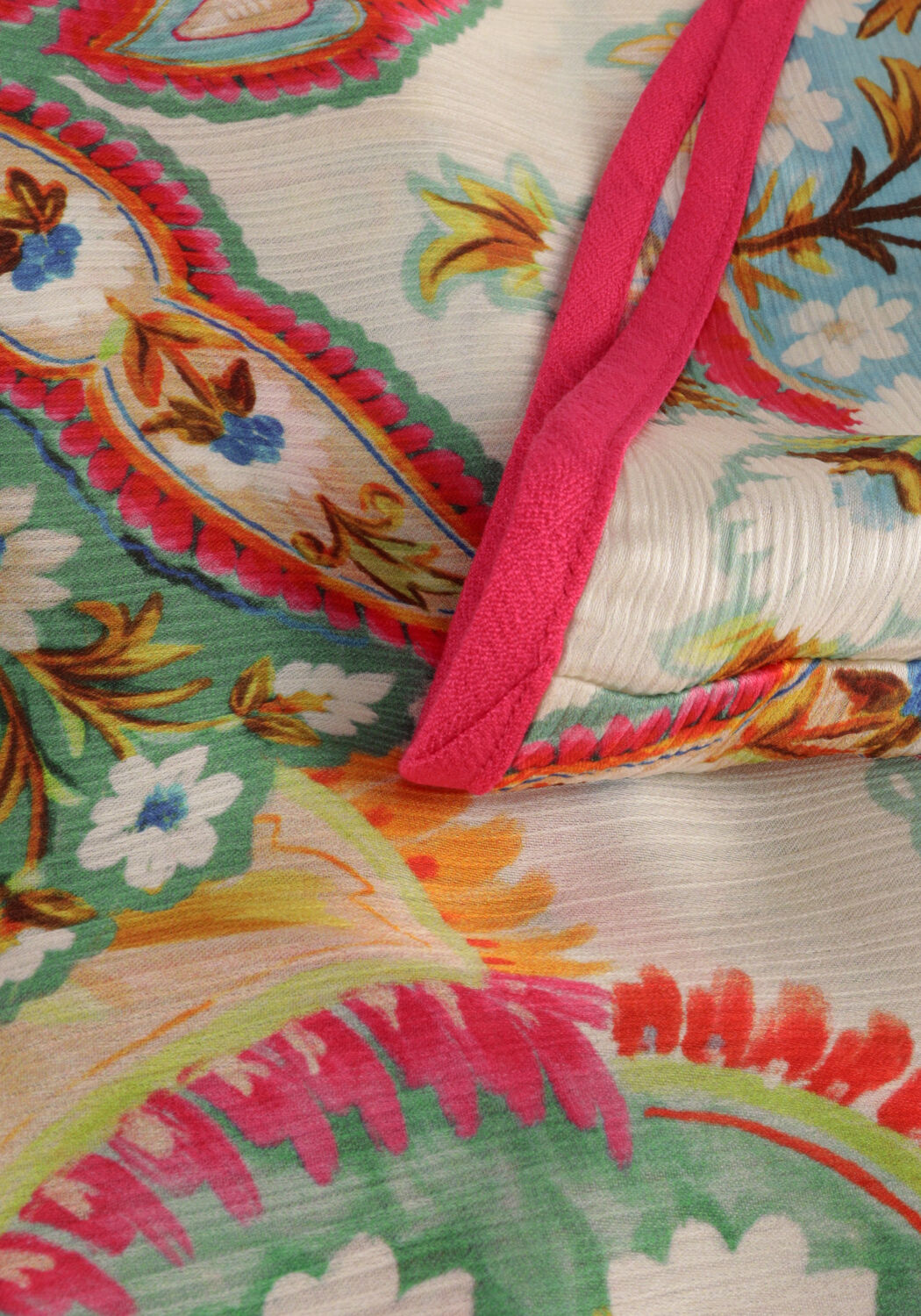 Mehrfarbige/Bunte ACCESS Midikleid DRESS PRINTED LOOSE - large