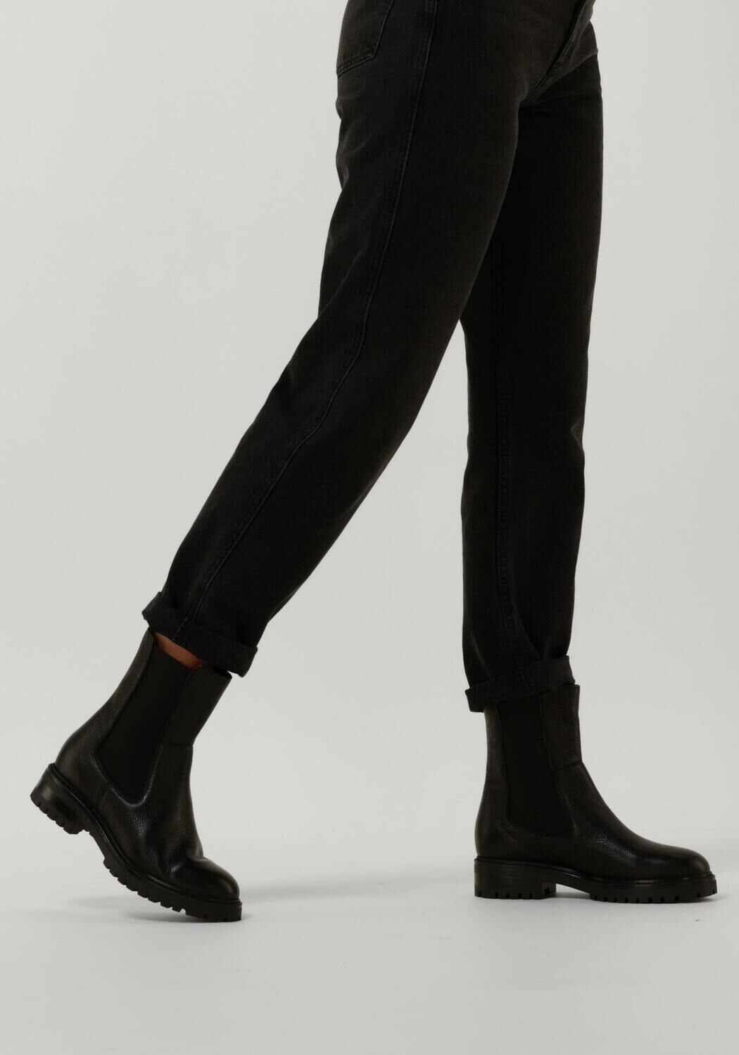 Schwarze OMODA Chelsea Boots 773 - large