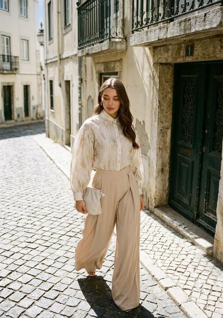 Creme NUKUS Blusen NOLA BLOUSE EMBROIDERY - large
