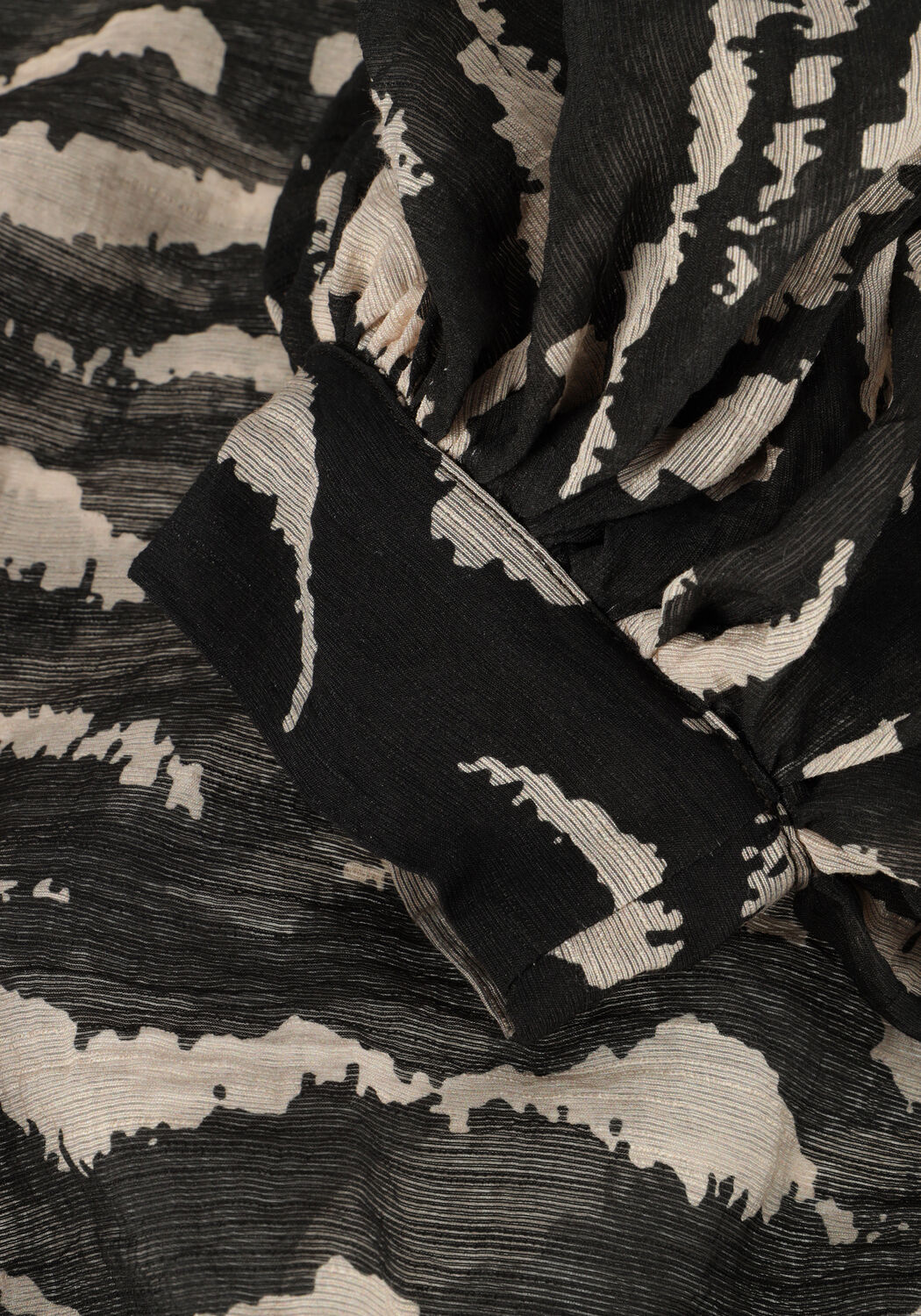 Schwarze BY-BAR Blusen BELLA ZEBRA BLOUSE - large