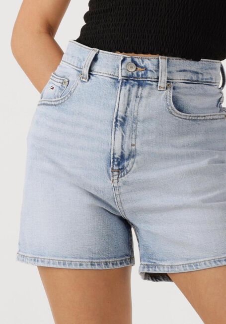 Hellblau TOMMY JEANS Kurze Hosen MOM SHORT BI0112 - large