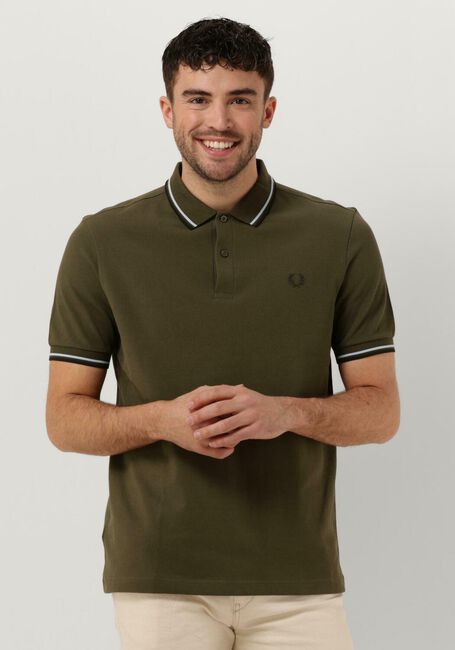 Grüne FRED PERRY Polo-Shirt TWIN TIPPED FRED PERRY SHIRT - large