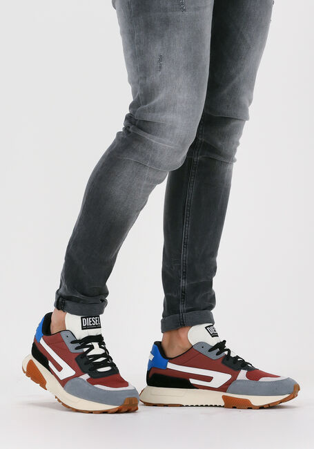 Beige DIESEL Sneaker Low S-TYCHE LL - large