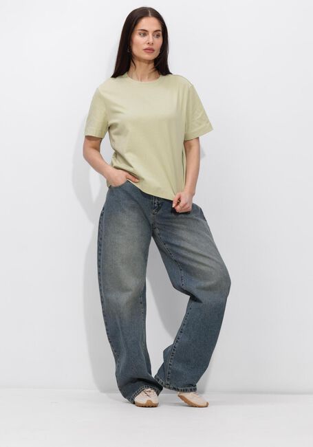 Gelbe SELECTED WOMEN T-shirt SLFESSENTIAL SS BOXY TEE - large