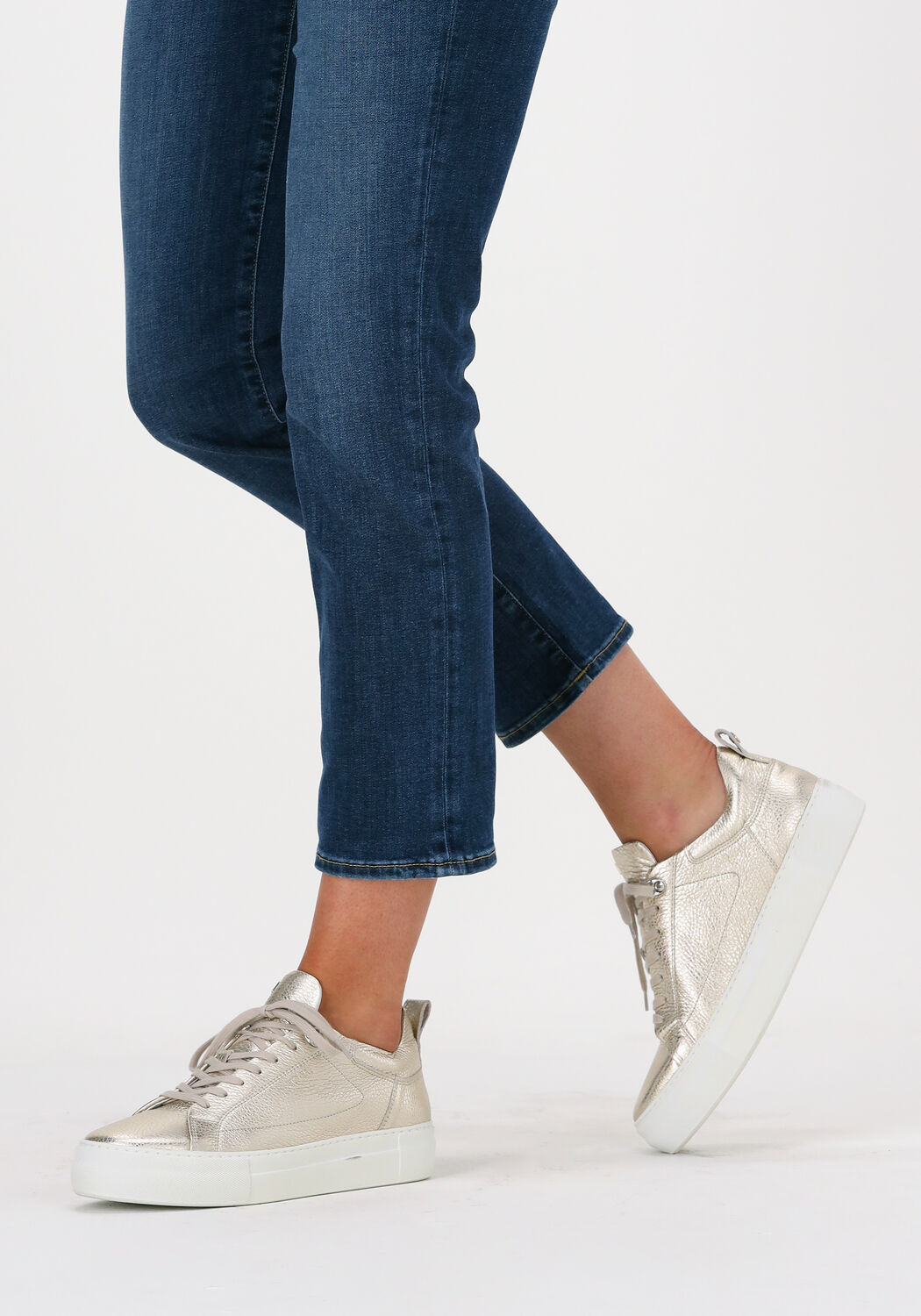 Goldfarbene RED-RAG Sneaker Low 74402 - large