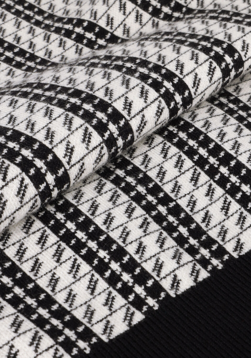 Schwarze JANICE Pullover TRUI GEBREID POF MOUW JAY - large