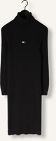Schwarze TOMMY JEANS Midikleid TJW MOCKNECK BADGE SWEATER DRESS Schwarze TOMMY JEANS Midikleid TJW MOCKNECK BADGE SWEATER DRESS - medium