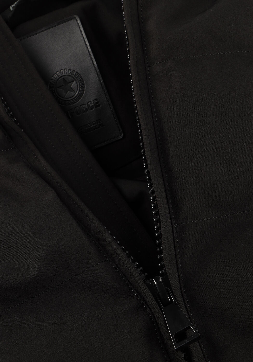 Schwarze AIRFORCE Wattierte Jack MITCHELL PARKA - large
