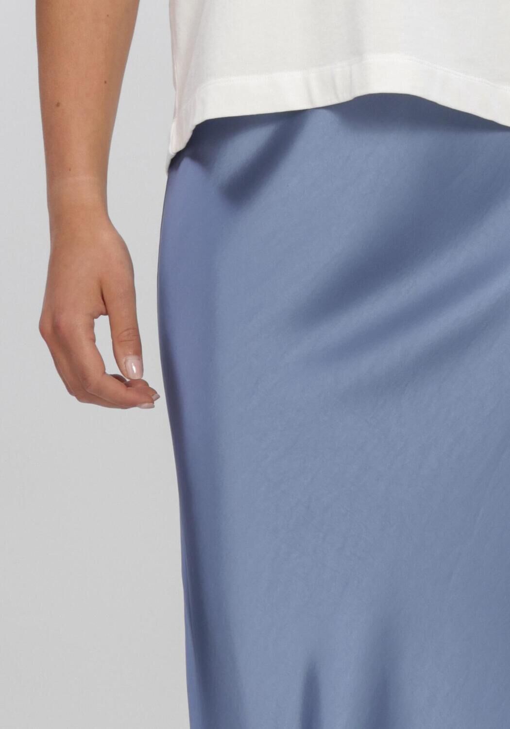 Blaue NEO NOIR Maxirock VICKY HEAVY SATEEN SKIRT - large